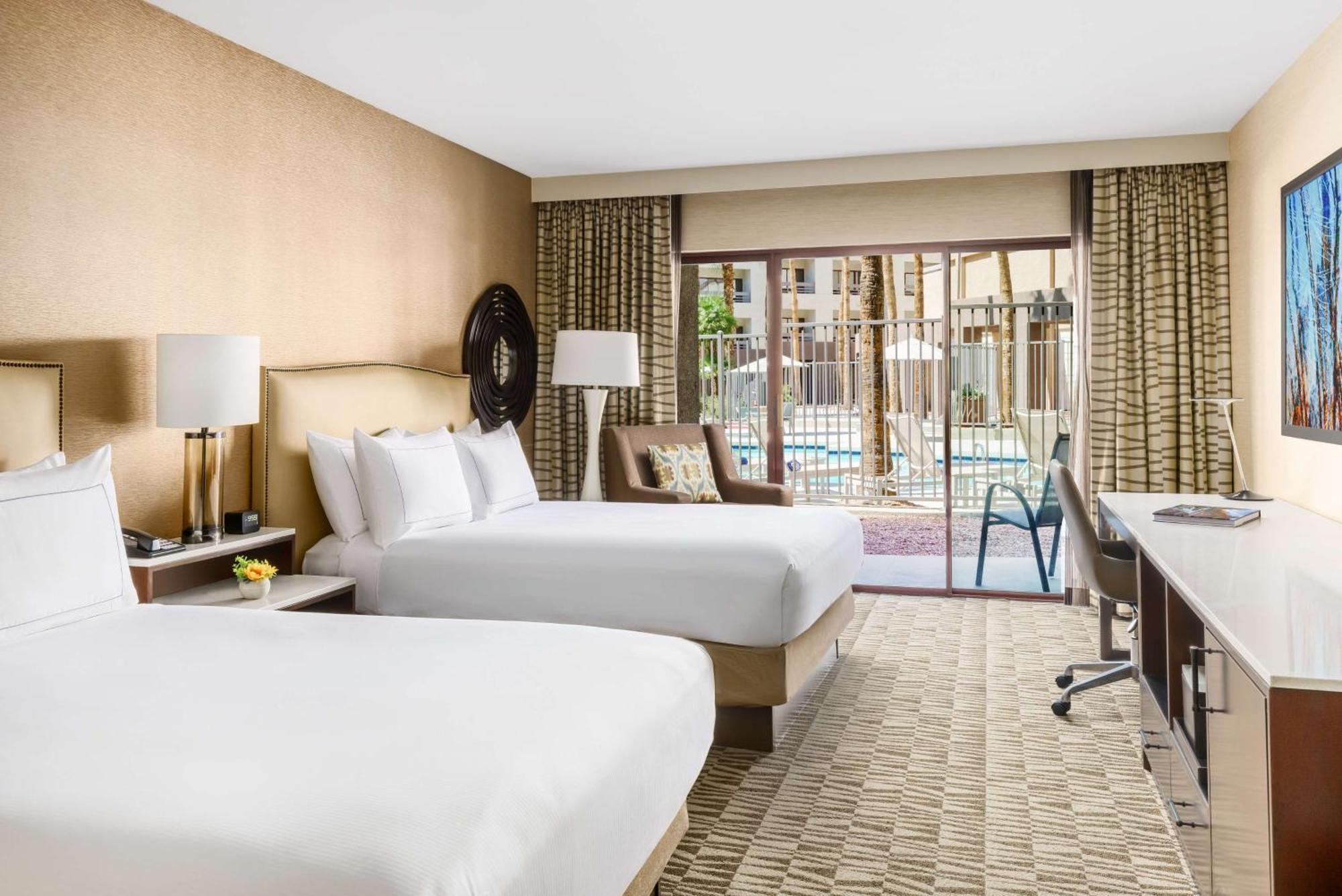 Hilton Phoenix Airport Exterior foto